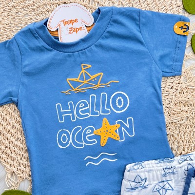 Conj. Camiseta Hello Ocean e Bermuda Barquinhos de Papel - Azul Jeans e Laranja